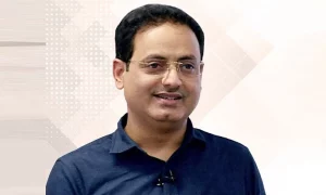 Dr. Vikas Divyakirti Biography, Wiki, Education, Career, Family, Facts ...