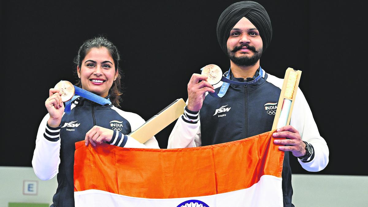 Manu Bhaker and Sarabjot Singh in Paris Olympics 2024 – Excelebiz