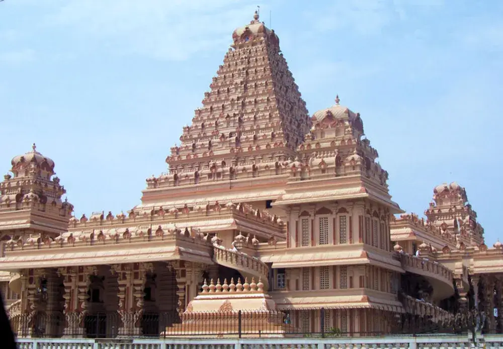 Chhatarpur Temple, New Delhi