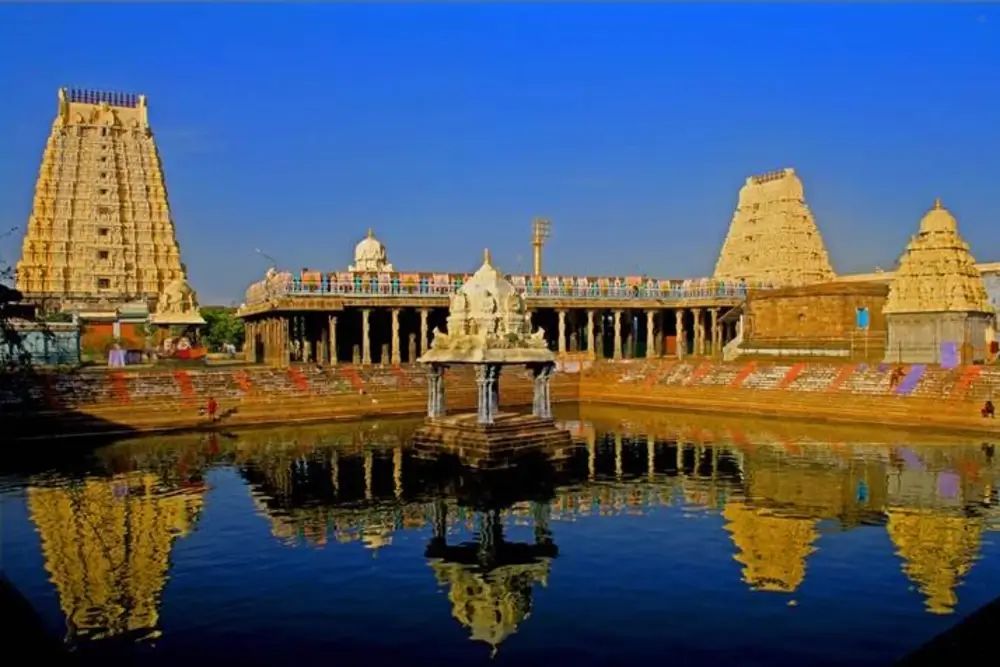 Ekambareswarar Temple and Nilathingal Thundam Perumal Temple, Kanchipuram