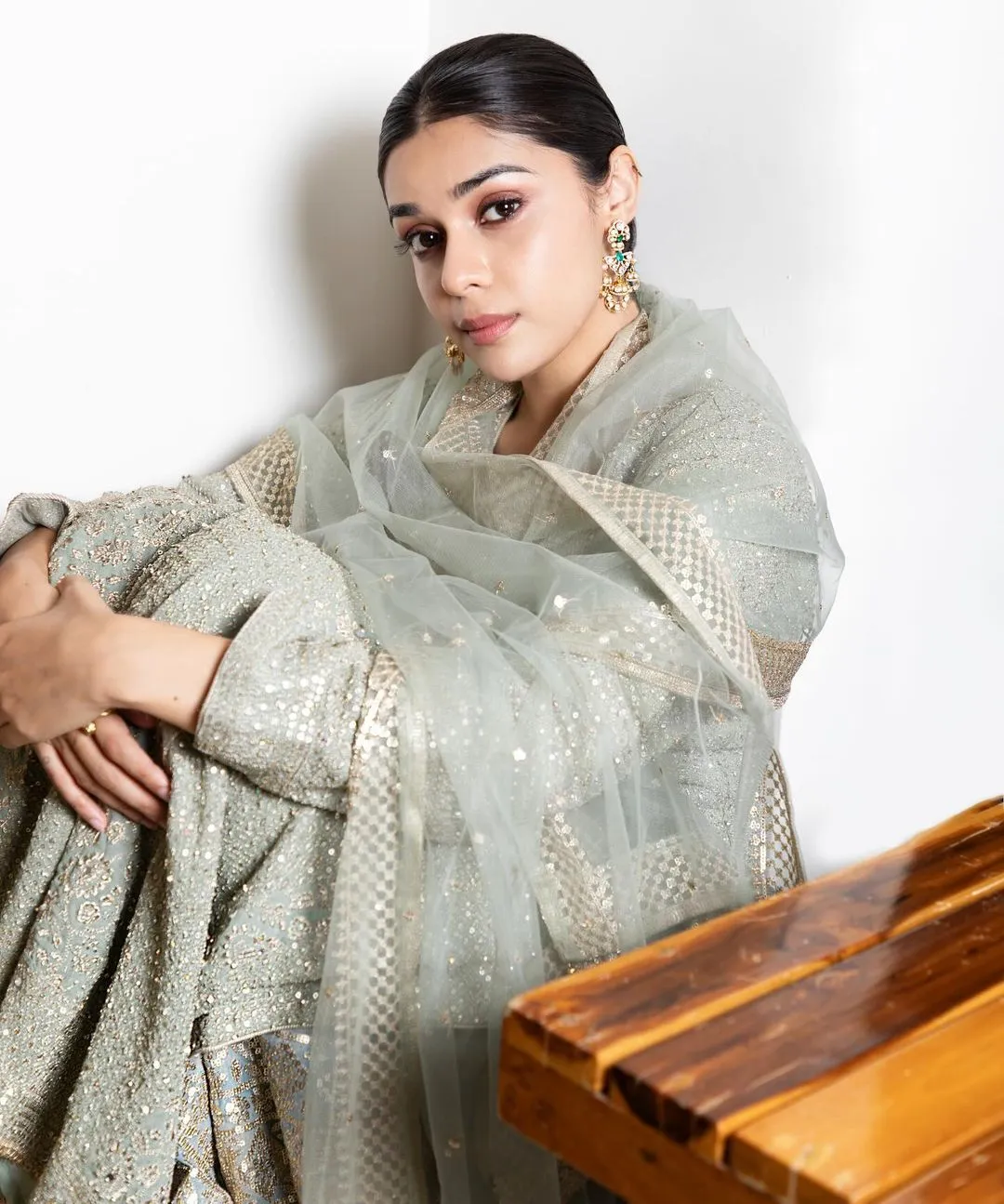 Eisha Singh Wiki