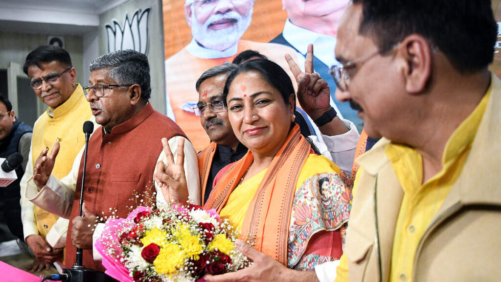 Rekha Gupta 4th Woman CM of Delhi